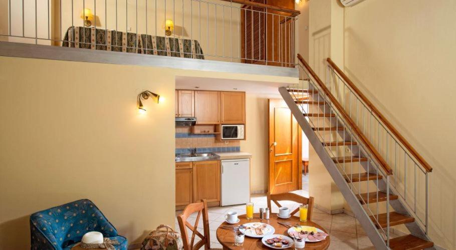 Eleni Beach Apartment Stalida Eksteriør billede